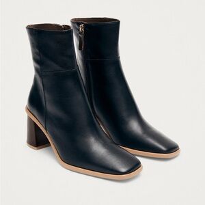 ALOHAS West Vintage black leather ankle boots
